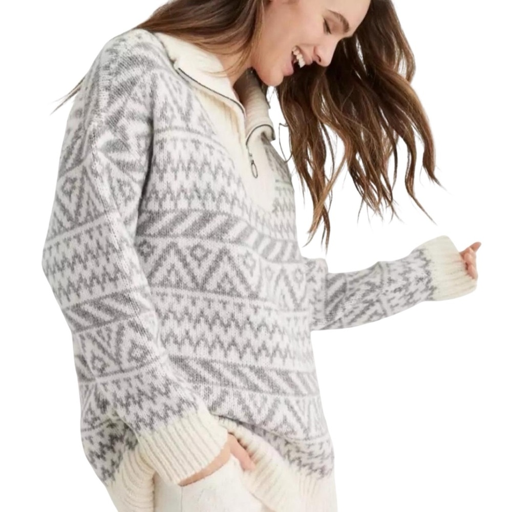 Aerie Gray and Cream Oversized Patterned Sweater